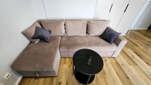 Grunwald Apartment | Apartament Bułgarska 59 - sypialnia i salon - 40m2 - self check in 24h