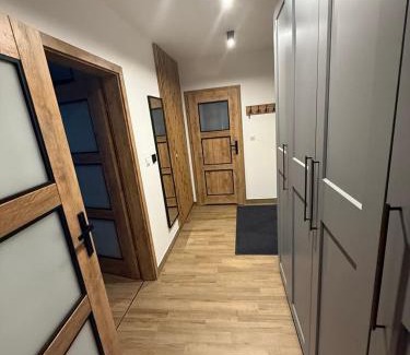 Walbrzych Apartment | Apartament Elegancka Husarska