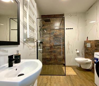 Ostrow Wielkopolski Apartment | Apartament Krakowska - winda, parking