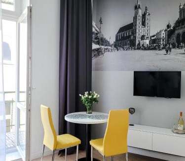 Wesoła Zachod Apartment | Apartament Kryształowy Kraków, Stare Miasto