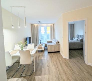 Nowe Miasto Apartment | Apartament Leomar, bezkontaktowe zameldowanie, darmowy parking