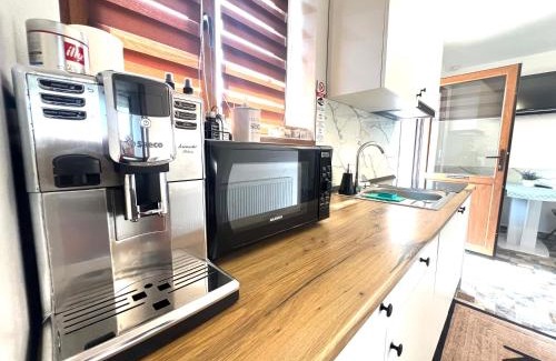 Avrig Apartment | Apartament S-HOUSE Avrig , cu terasă și parcare privată