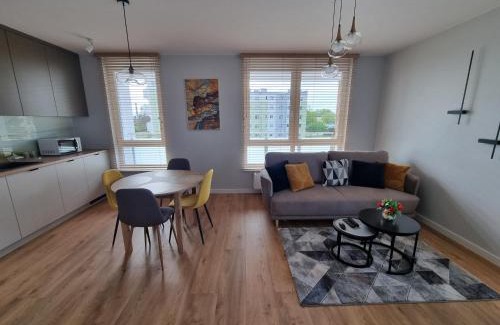 Elblag Apartment | Apartament TOPOLOWA - Winda -Parking w HALI GARAŻOWEJ