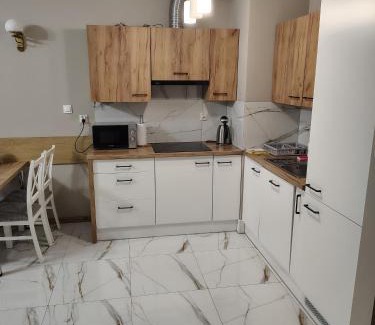 Uniejow Apartment | APARTAMENT UNIEJÓW Długa