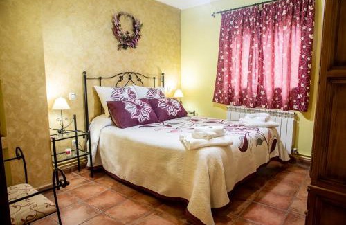 Poveda de la Sierra House | Apartamentos Cruz Mar