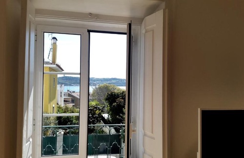 Santo Amaro Apartment | Apartamentos Tejo à Vista