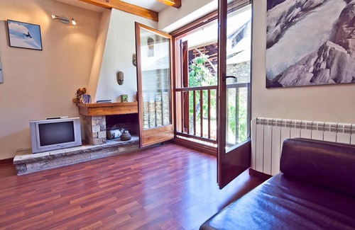 Alt Aneu Apartment | Apartamentos Valencia de Anheu