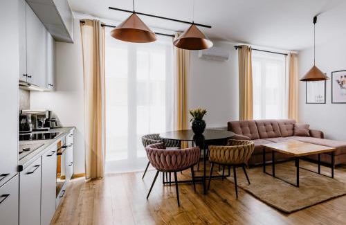 Srodmiescie Apartment | APARTAMENTY ARTE LUBLIN Rezydencja Ogród Saski 32 - faktura VAT