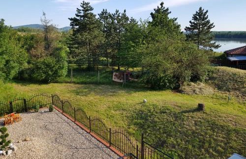 Pouzdrany Apartment | Apartmán ANNA s vinným sklepem Pouzdřany