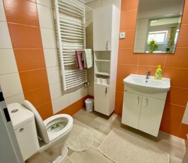 Destne Apartment | Apartmán Karovi