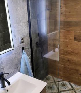 Chvalec Apartment | Apartmán U Kaštanu