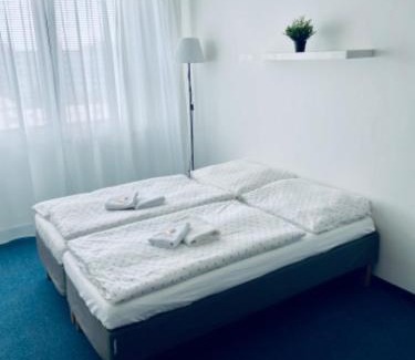 Prague 14 Apartment | Apartmány Bryksova