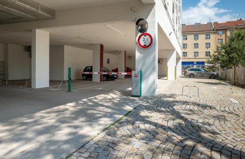 Hradec Kralove Apartment | Apartmány Gočárova třída