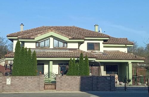 Podhajska House | Apartmány IVETA