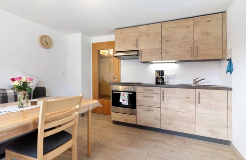 Wolfach - Saint Roman Apartment | Apartment 'Ferienwohnung Torbrünnele' with Mountain View, Private Terrace and Wi-Fi