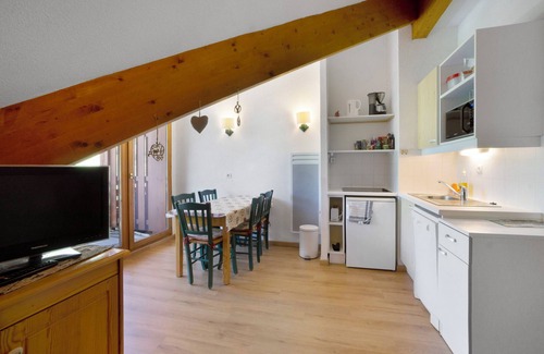 Saint-Francois-Longchamp Apartment | Apartment 'A2 508 Appart Au Pied Des Pistes' with Mountain View and Balcony