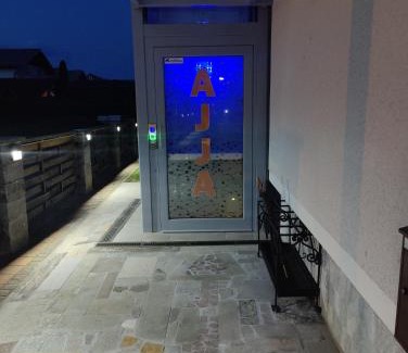 Sencur Apartment | Apartma AJJA