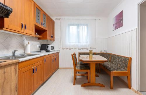 Ajdovscina Apartment | Apartma Lozar