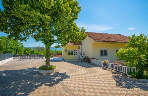 Mejasi Apartment | Apartman Nada