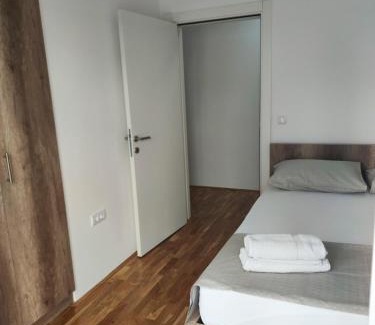 Mladenovac Apartment | Apartman ZID