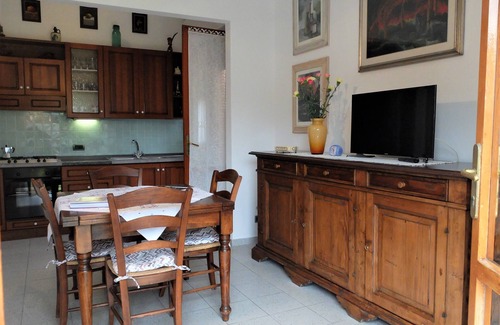 Torre del Lago Puccini Apartment | Apartment with garden 5 minutes from the sea