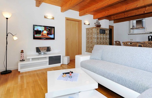 Werdum Apartment | Apartment 1 - Apartments House Rear Admiral Ulrich Lübbert