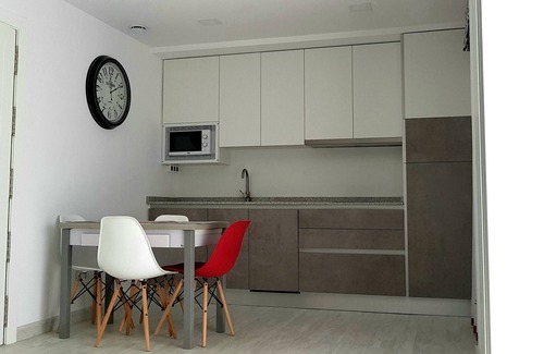 Herce Apartment | APARTMENT 1 MENCIA (MIRADORES DEL ISASA)