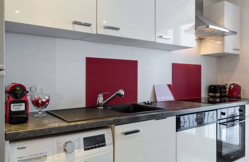 Annecy Old Town Apartment | Apartment 2 rooms in Annecy downtown and private parking