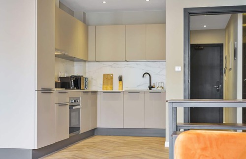 Hanwell Apartment | Apartment 4, 2 Bedroom, 2 Bathroom