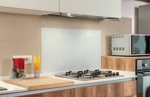 Guspini Apartment | Apartment '4 Seasons' with Balcony, Wi-Fi and Air Conditioning