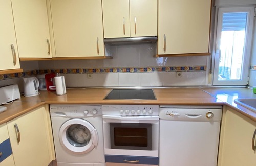 La Latina Apartment | Apartment Aluche for 4 people with free parking