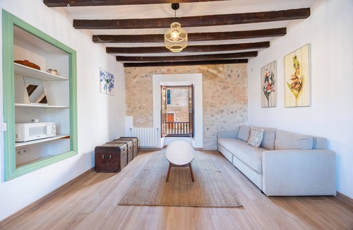 Puigpunyent Apartment | Apartment 'Apartamento' with Mountain View, Shared Pool and Wi-Fi