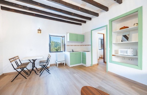 Puigpunyent Apartment | Apartment 'Apartamento' with Mountain View, Shared Pool and Wi-Fi