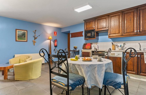 Cibuyo Apartment | Apartment 'Apartamentos Puente Del Narcea 2' with Mountain Views, Private Terrace and Wi-Fi