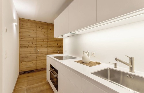 Silvaplana Apartment | Apartment Arsa 14 - Modern 2.5-Room Apartment in Silvaplana