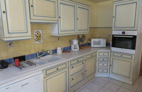 Pont-en-Royans Apartment | Apartment 'Au Bonheur Suspendu' with Private Terrace, Wi-Fi and Air Conditioning