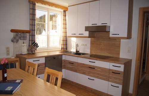 Thorl Apartment | Apartment avalanche stone