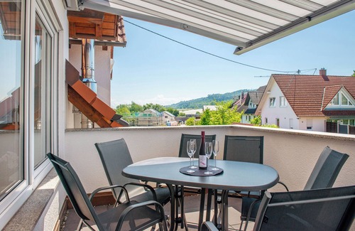 Uhldingen-Muehlhofen Apartment | Apartment 'Balkon' with large south-facing balcony and Wi-Fi