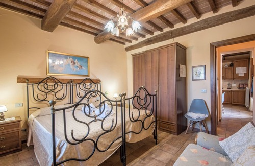 Castiglion Fibocchi Other | Apartment "Bilocale Cavaliere" with Shared Pool & Wi-Fi