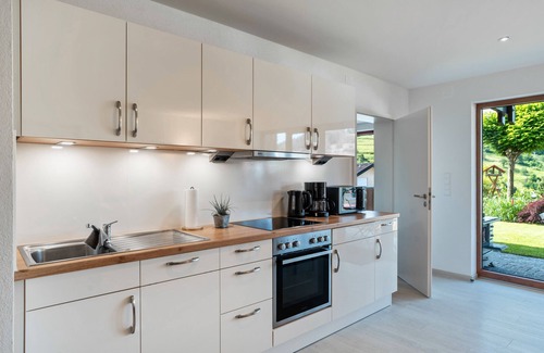 Gernsbach Apartment | Apartment 'Belvedere' with Mountain View, Shared Terrace and Wi-Fi