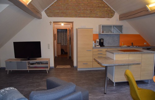 Amtzell Apartment | Apartment “Bergblick” on Farm with Mountain View, Wi-Fi, Balcony & Garden