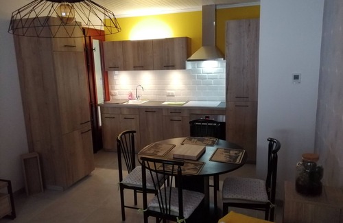 Alex Apartment | Apartment between lake and mountains, summer and winter activities nearby