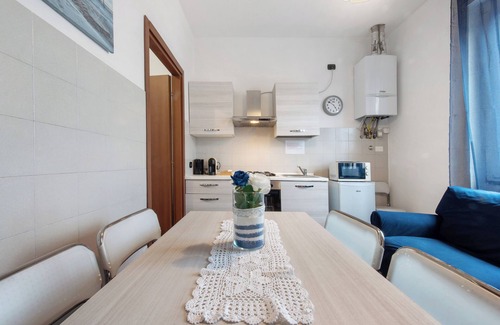 Alzate Brianza Apartment | Apartment 'Blu' with Shared Terrace and Wi-Fi