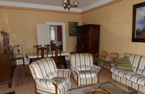 Saint-Germain-Laval Condo | Apartment "Chez DANY"