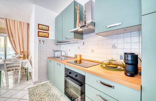 Montefranco Apartment | Apartment 'Casavacanze' with Mountain View, Private Terrace and Wi-Fi