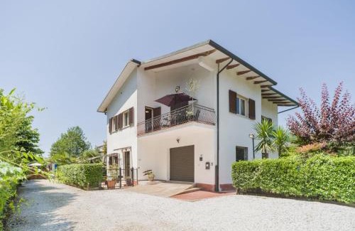 Capanne-Prato-Cinquale Apartment | Apartment Celeste by Interhome