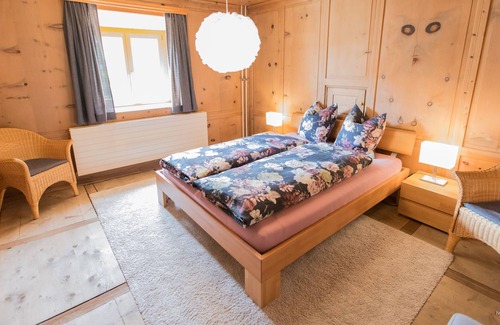 Val Muestair Apartment | Apartment Chasa Turettas Fuldera first floor