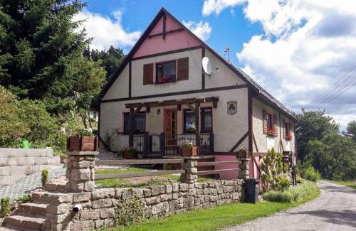 Starkov Apartment | Apartment Chlívce u Hronova-4 by Interhome