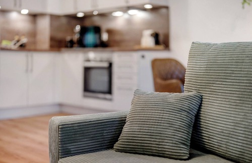 Unterwiehre-Nord Apartment | Apartment 'Km Style Apartments 7' with Balcony and Wi-Fi