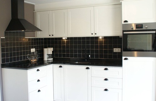 Hoofdplaat Apartment | Apartment De Graanzolder 5 stars Detached, farm, holiday house, sea